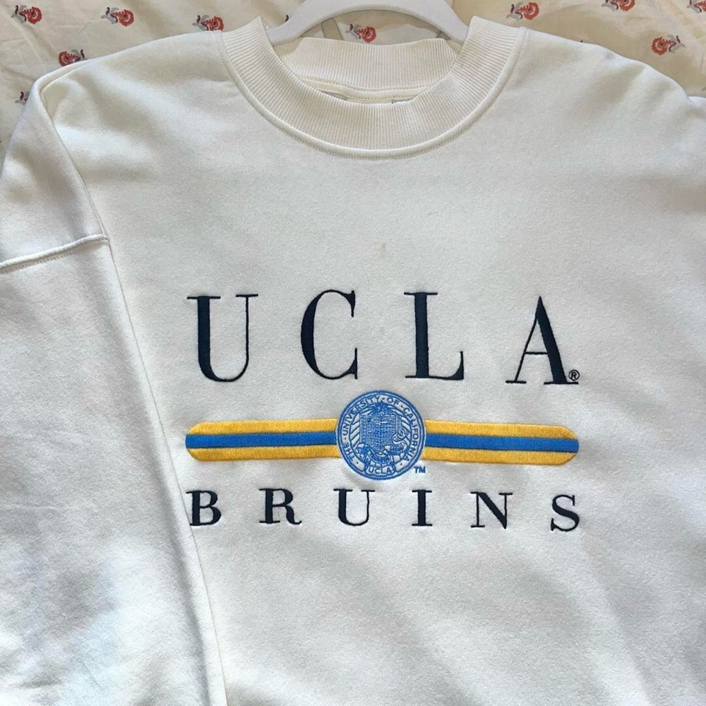 UCLA Bruins white embroidered crewneck sweatshirt